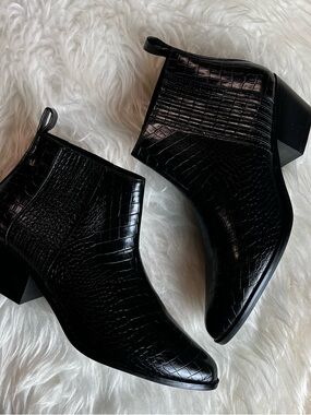 Abound Black Croc-Embossed Ankle Booties